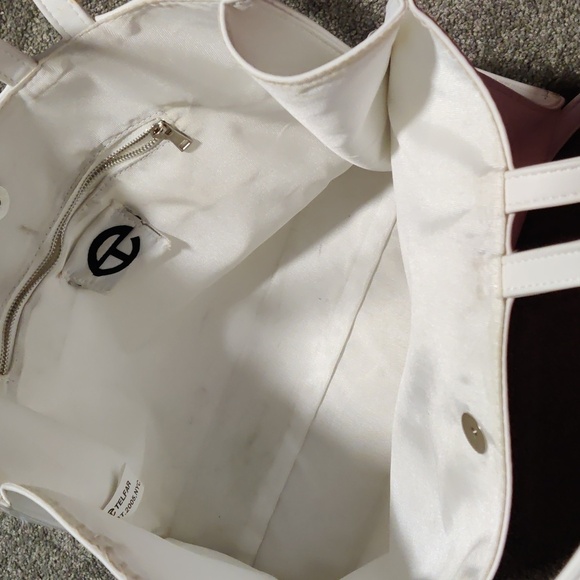 TELFAR Bag in White Women's Crossbody and Shoulder Tote Bag - Picture 6 of 7